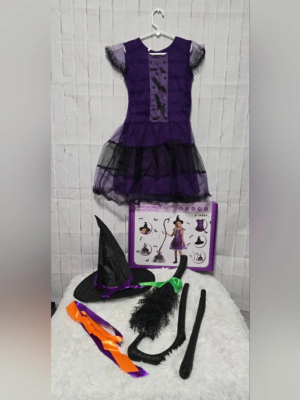 Kids Witch Halloween Costume Set Size M Purple Dress Hat & Broom